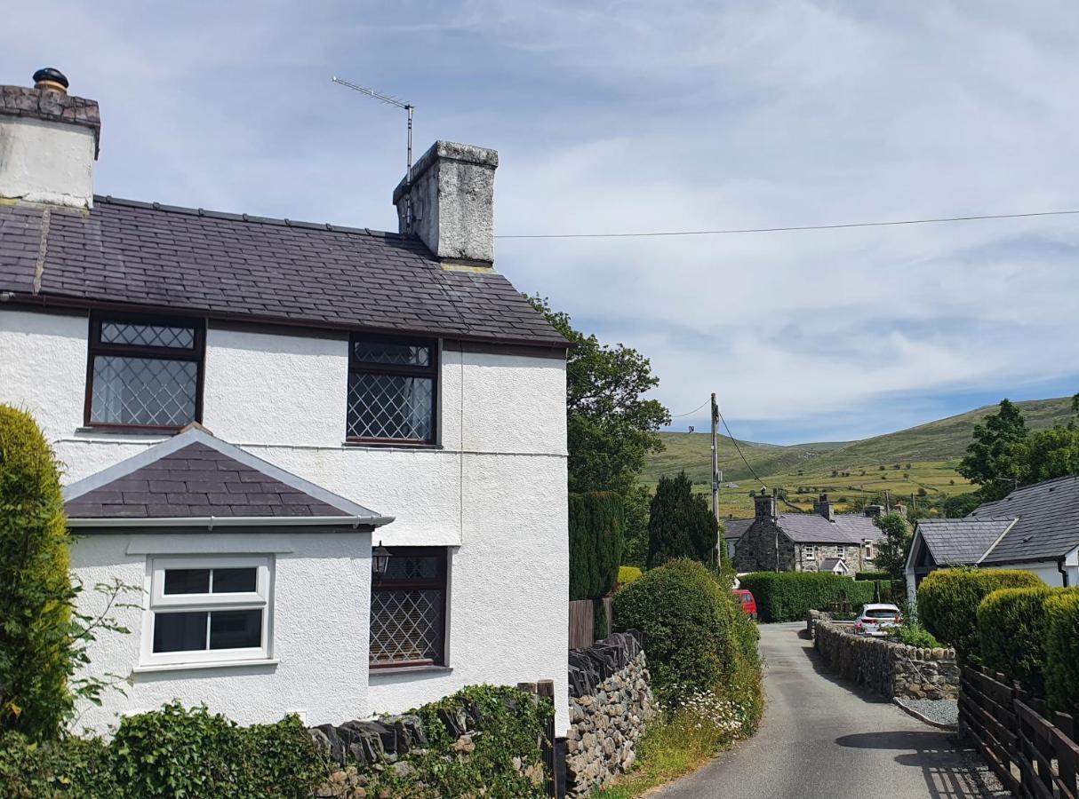 Green Cottage - Snowdonia Llanllechid Εξωτερικό φωτογραφία