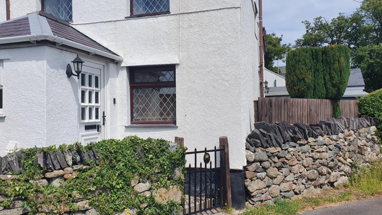 Green Cottage - Snowdonia Llanllechid Εξωτερικό φωτογραφία